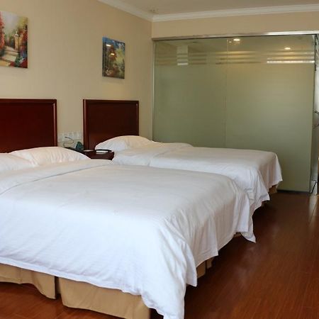 Greentree Inn Jiangsu Wuxi Jiangyin Zhouzhuang Shiji Avenue Business Hotel Dış mekan fotoğraf