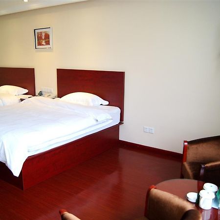 Greentree Inn Jiangsu Wuxi Jiangyin Zhouzhuang Shiji Avenue Business Hotel Dış mekan fotoğraf