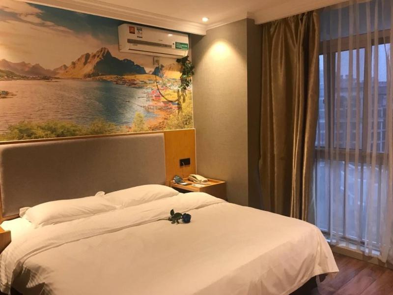 Greentree Inn Jiangsu Wuxi Jiangyin Zhouzhuang Shiji Avenue Business Hotel Dış mekan fotoğraf