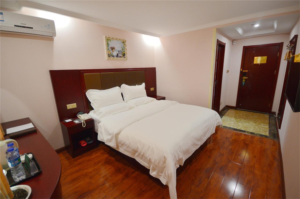 Greentree Inn Jiangsu Wuxi Jiangyin Zhouzhuang Shiji Avenue Business Hotel Dış mekan fotoğraf