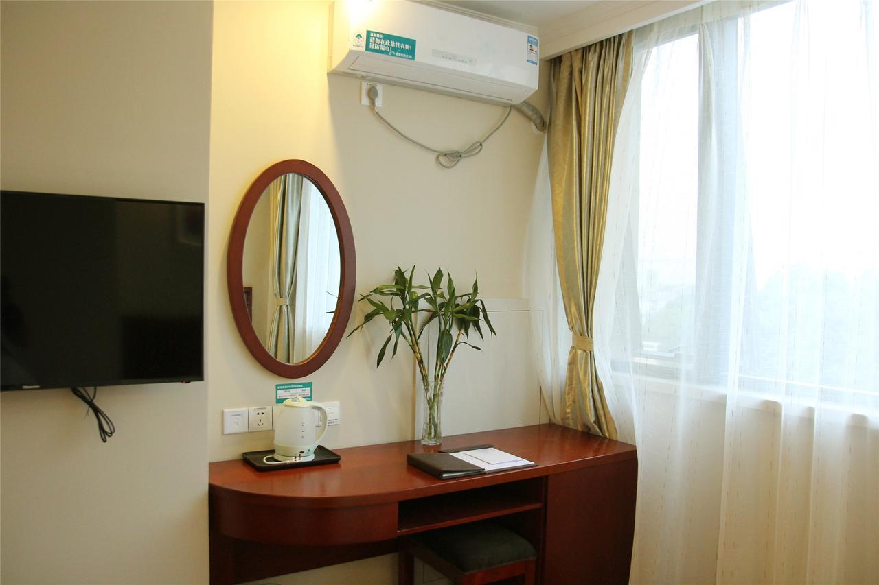 Greentree Inn Jiangsu Wuxi Jiangyin Zhouzhuang Shiji Avenue Business Hotel Dış mekan fotoğraf